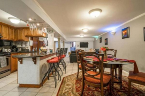 352 New york Cozy, 1 bedroom Brownstone Apt